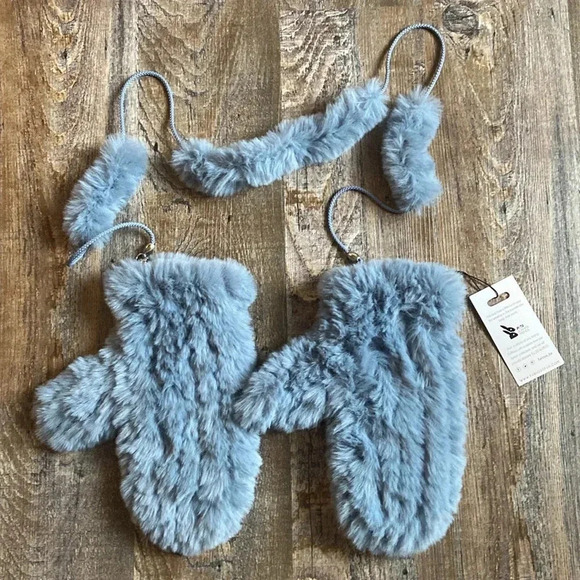 Furious Fur | Bunny Hop String Mittens - Faux Fir - Picture 2 of 6